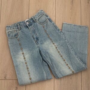 Stud Trim 90s Fit Jeans